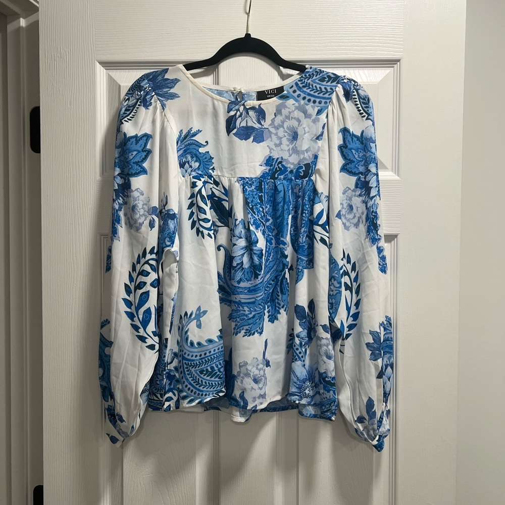 Vici Blue and White Floral Blouse